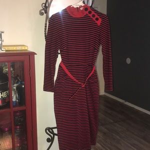 Beautiful and flattering work dress